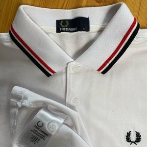 Fred Perry Polo size medium m1200